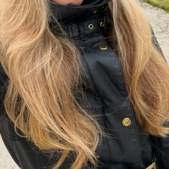 Barbour coat UK 8 would fit 0-2 - Picture 2 of 5